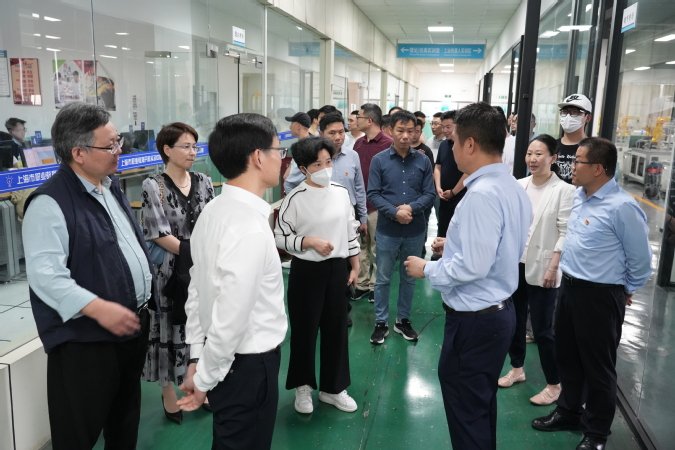 松江开大党总支书记