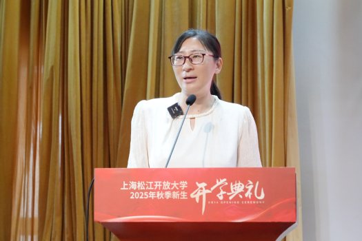 带着对知识的渴望和对未来的憧憬