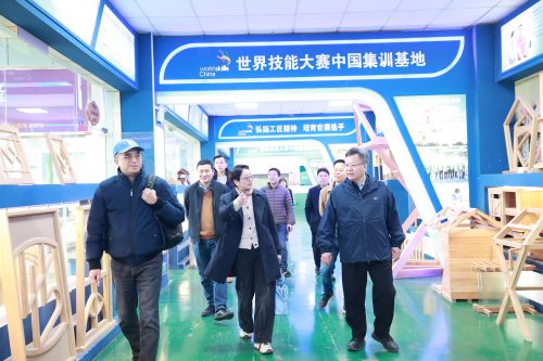 1bb7362c77aacb6e7ce2a911aae6c6a.jpg 同类内容上海mtc满堂彩正式成为多特