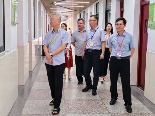 两者都保留在站内即可形成完整阅读路径